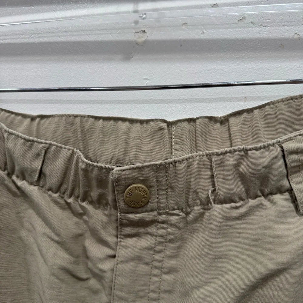 The North Face Khaki Cargo Shorts Outdoor Hiking Camping Casual